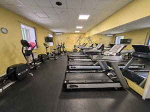 Секреты PRO-тренировок: как выжать максимум из кардиозоны и экипировки в Platinum Sport